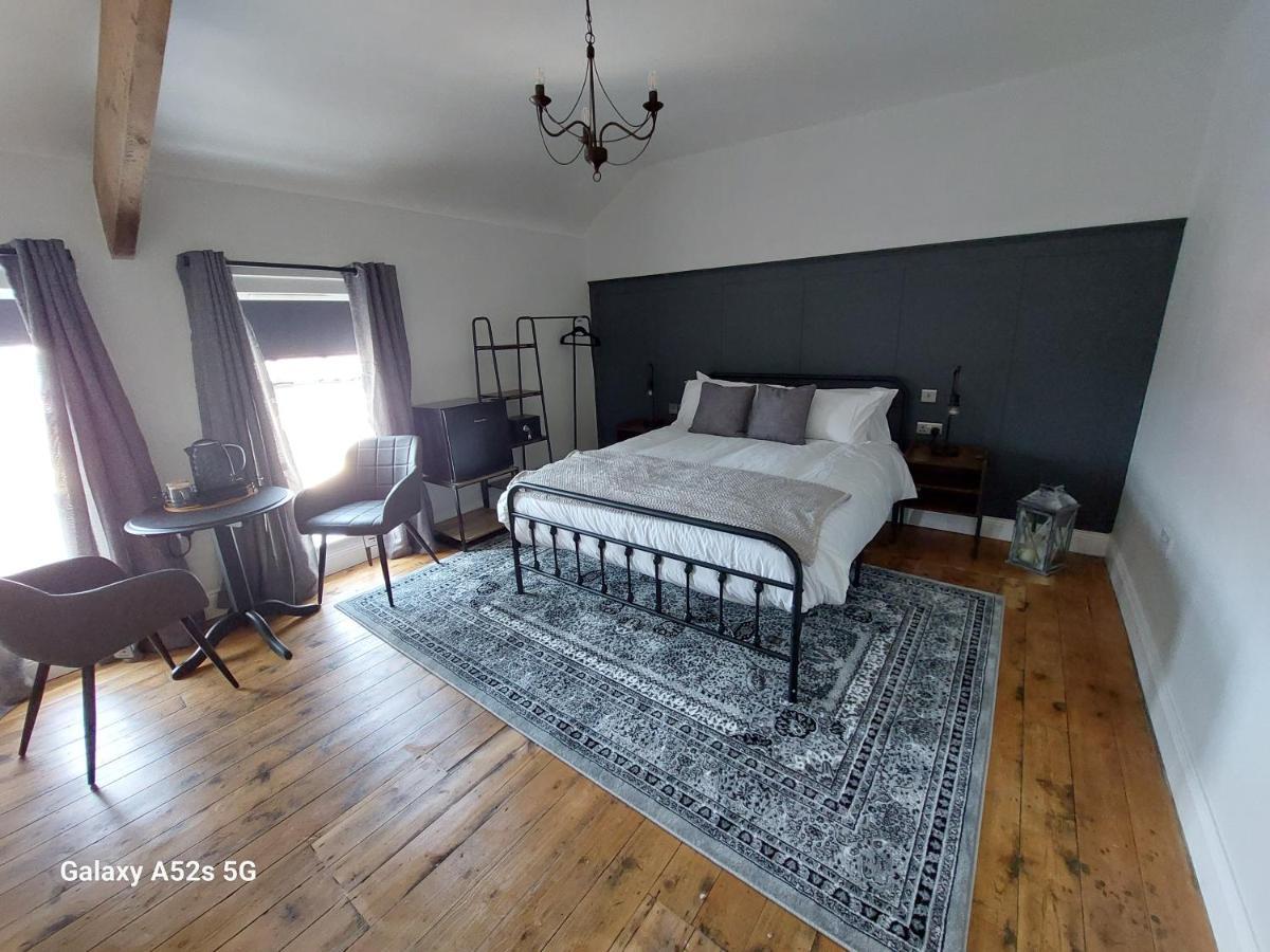 Londonderrys Bar And Accommodation 시햄 외부 사진