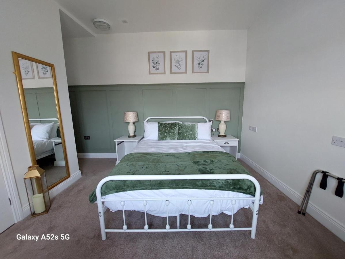 Londonderrys Bar And Accommodation 시햄 외부 사진