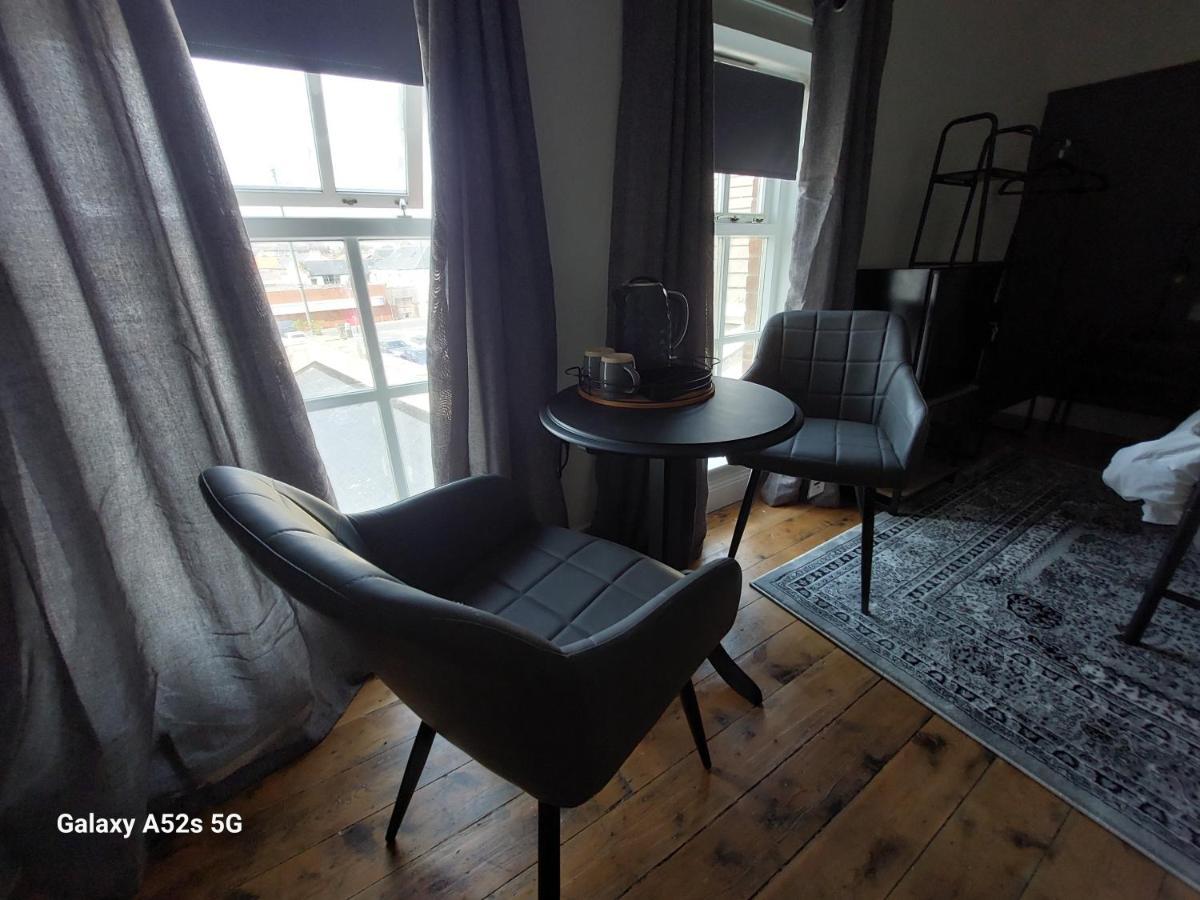 Londonderrys Bar And Accommodation 시햄 외부 사진